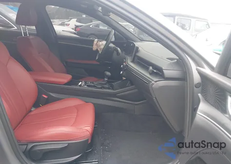 2026 Kia K5 Gt-Line Fwd z USA, uszkodzony, nr VIN KNAG64J7XT5418814